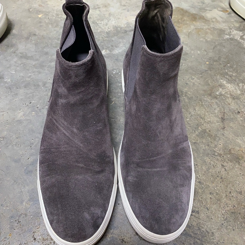 Vince High Top Sneakers. Sz 8